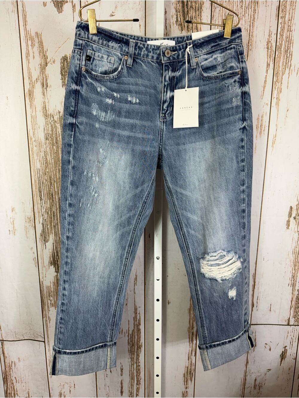 NWT, Kancan Straight Fit, Distressed Capris with folded hem. Size 7/27.